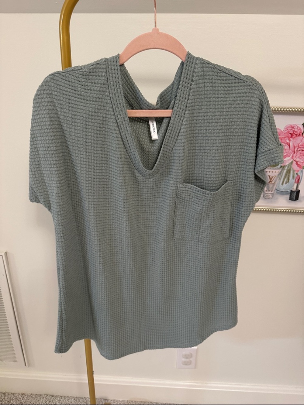 Casual V-Neck Short Sleeve Top - Sage Green